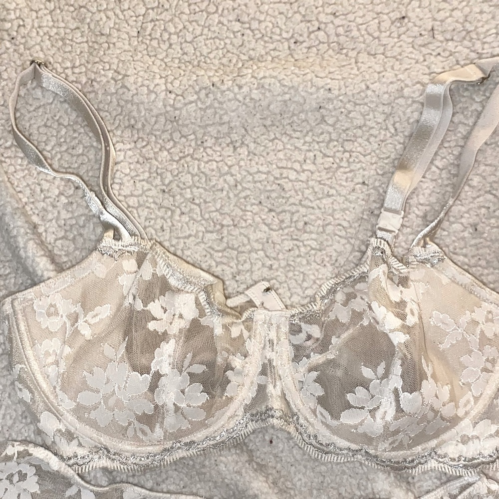 Victoria Secret Bra